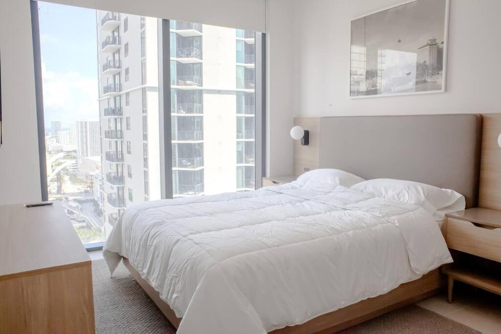 Downtown Luxury * Miami