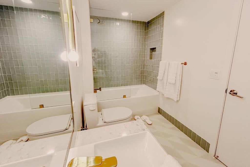 Downtown Luxury Apartment