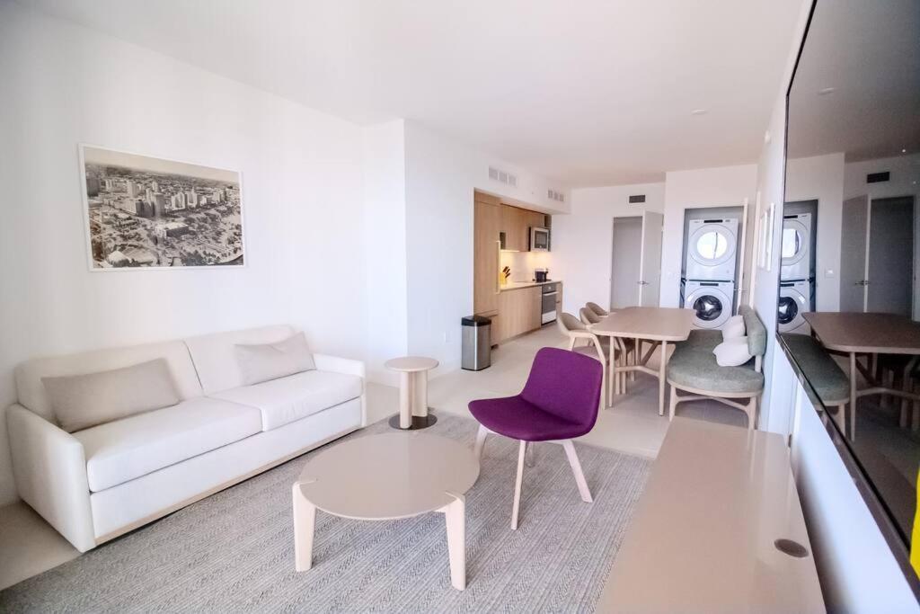 Downtown Luxury Apartment *